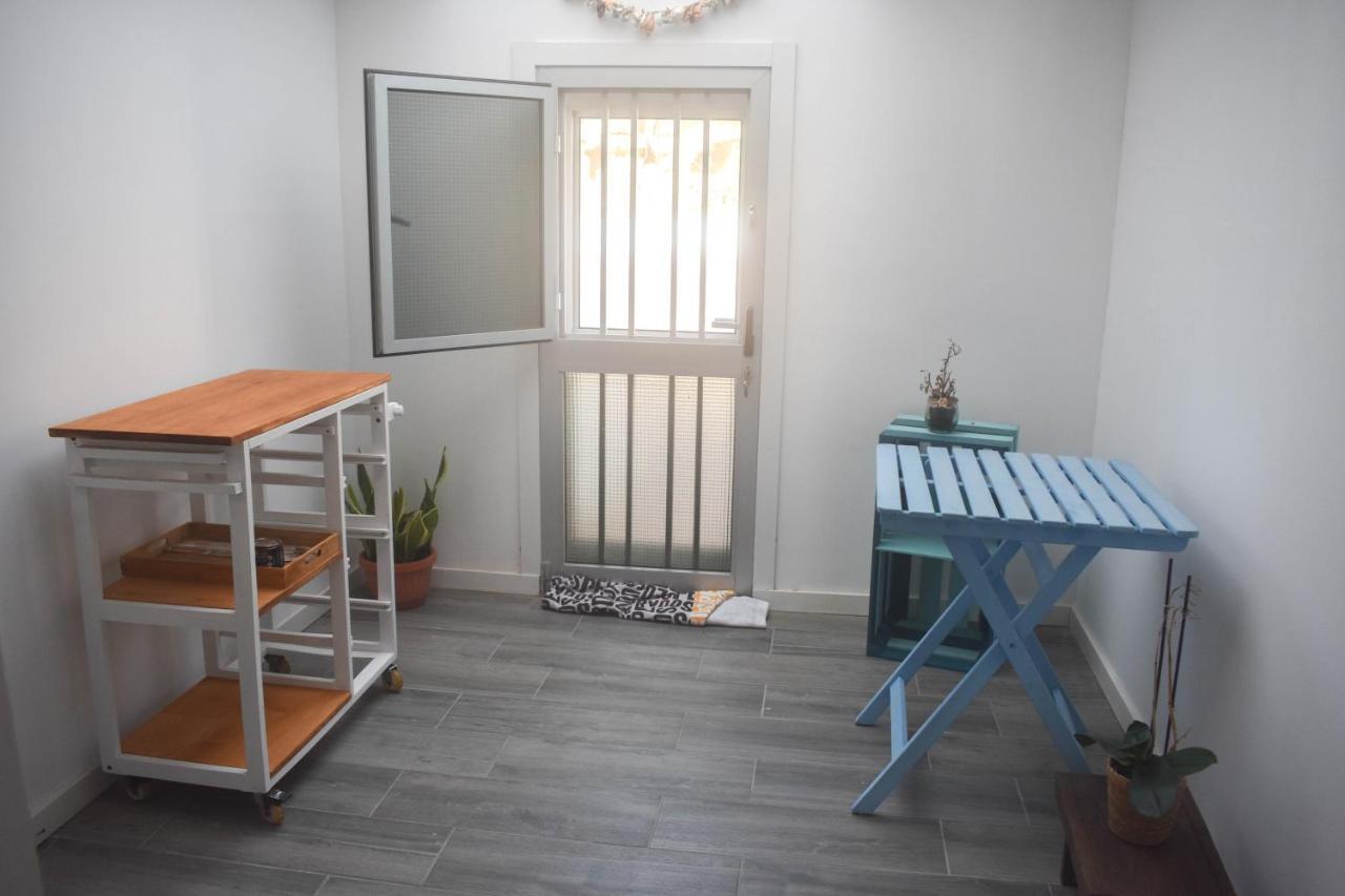 A Un Salto Del Mar Wifi Apartment La Mareta Luaran gambar