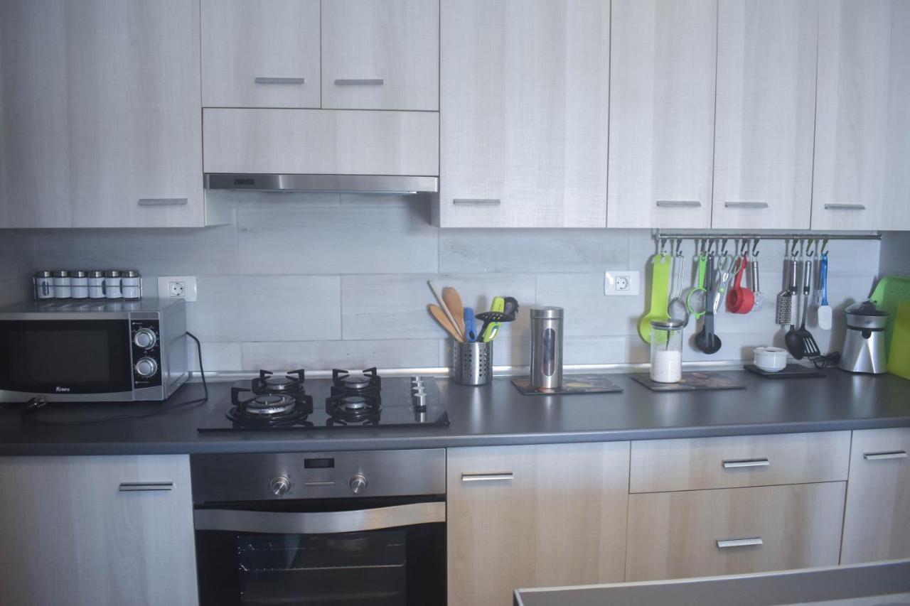 A Un Salto Del Mar Wifi Apartment La Mareta Luaran gambar
