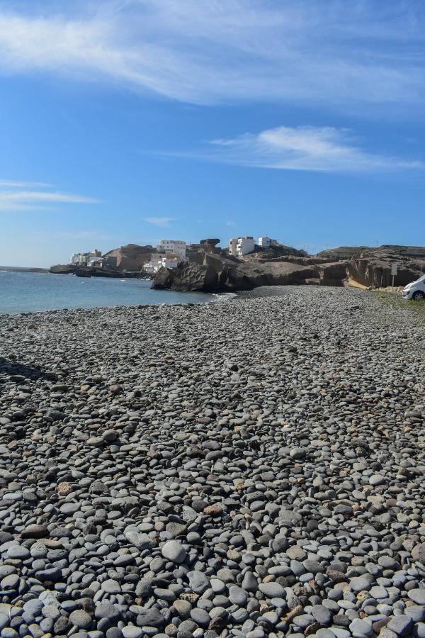 A Un Salto Del Mar Wifi Apartment La Mareta Luaran gambar