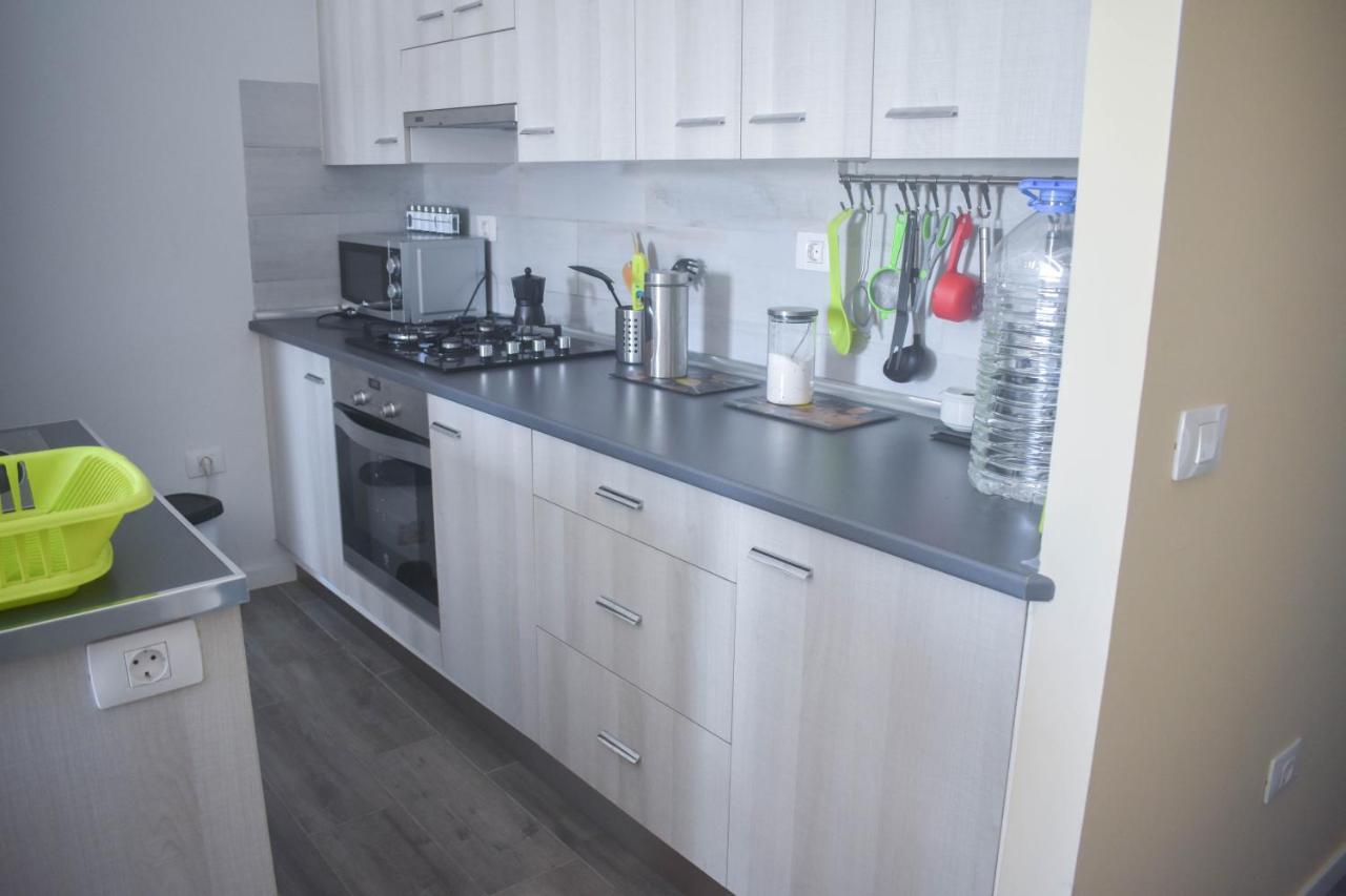 A Un Salto Del Mar Wifi Apartment La Mareta Luaran gambar